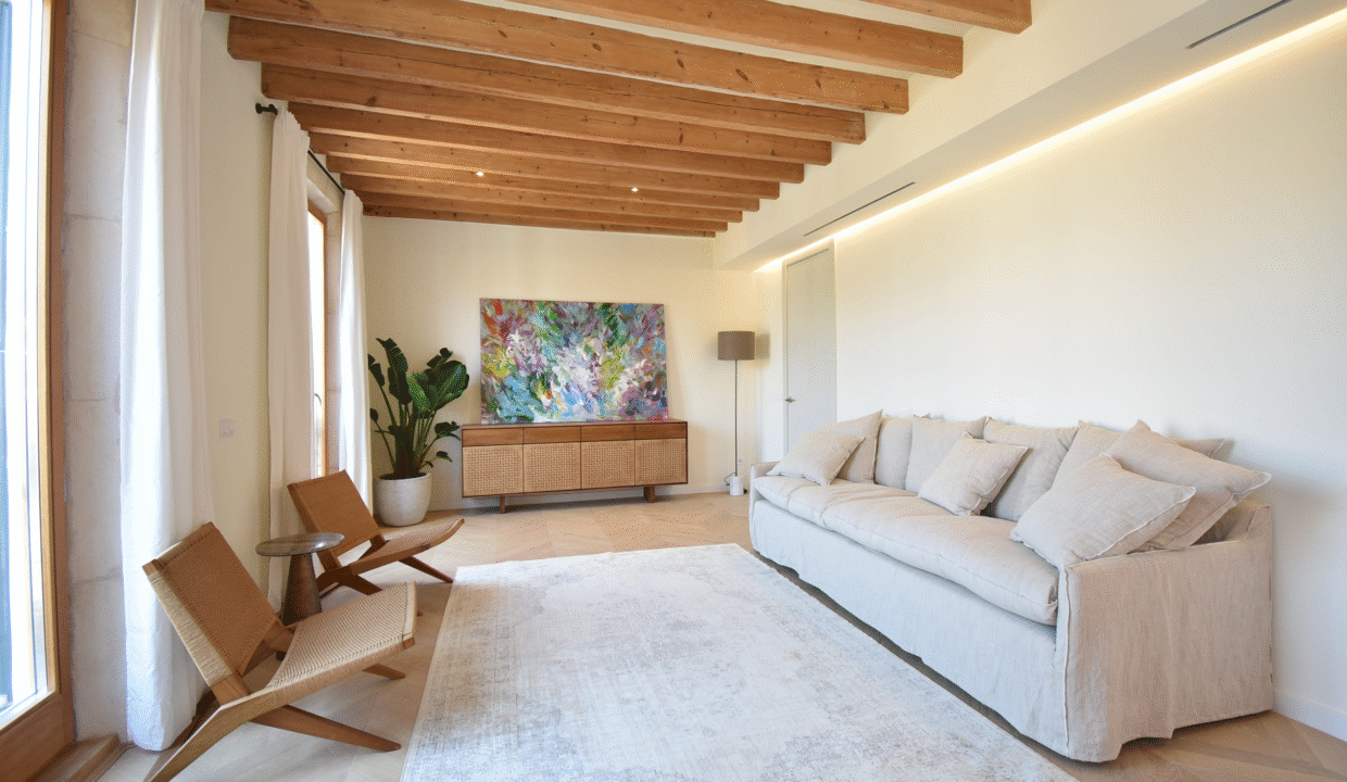 68778f4e88e460a9d2689450_page_1_img_7 (1)